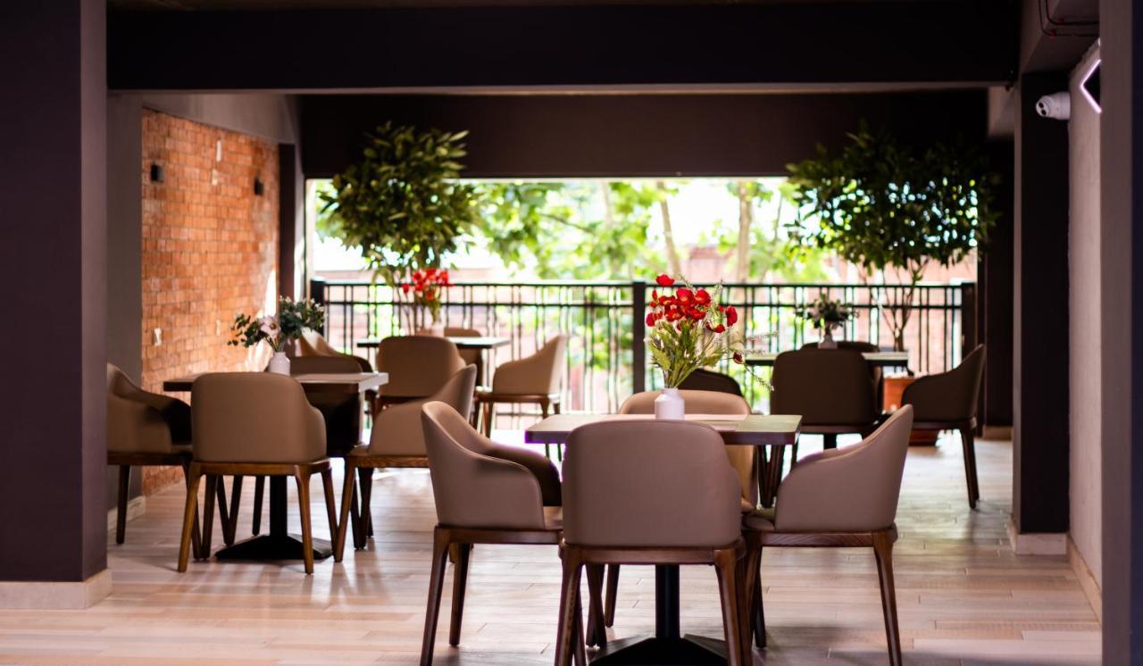 Tm Apart Hotel Тбилиси Екстериор снимка