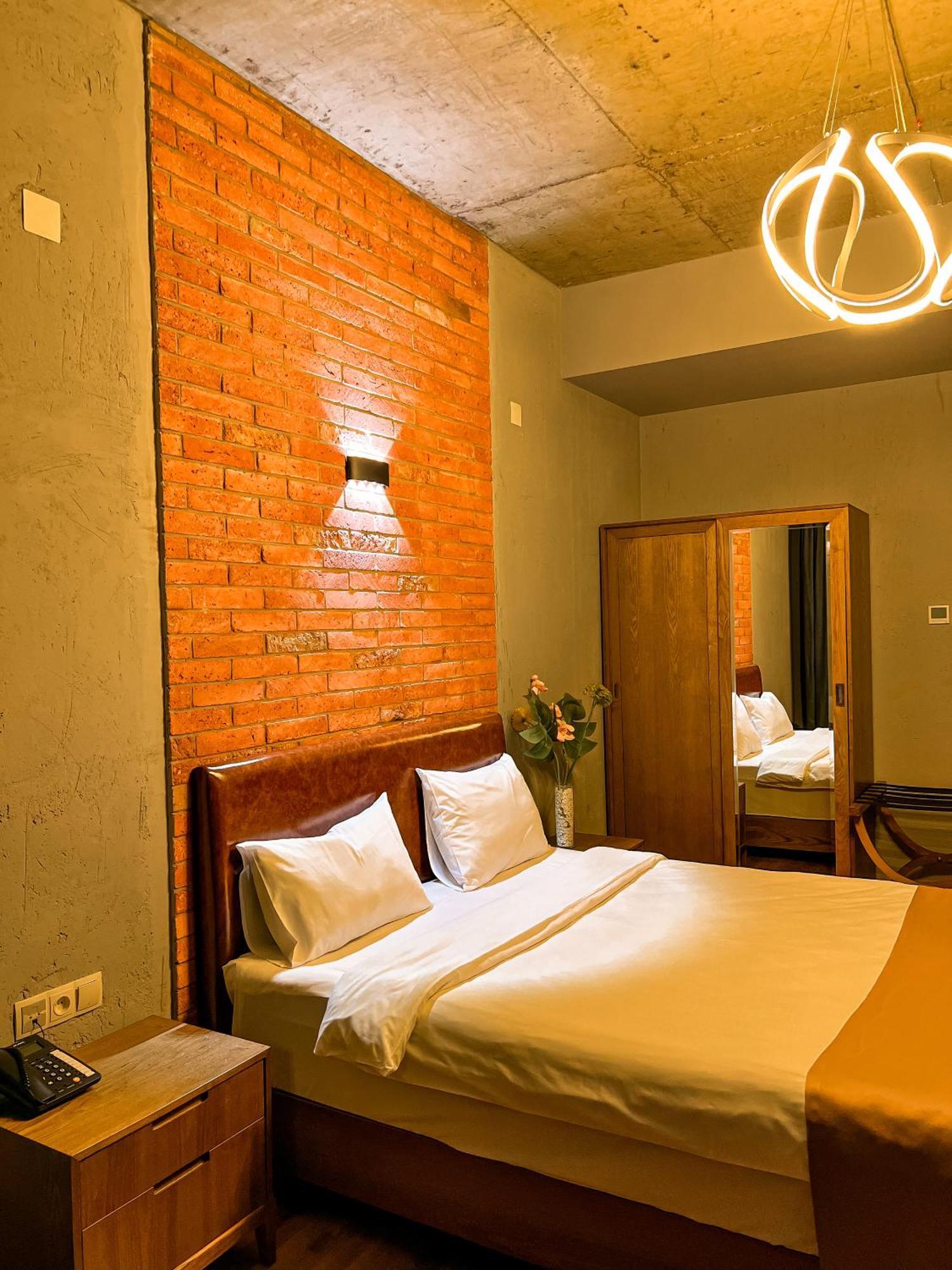 Tm Apart Hotel Тбилиси Екстериор снимка
